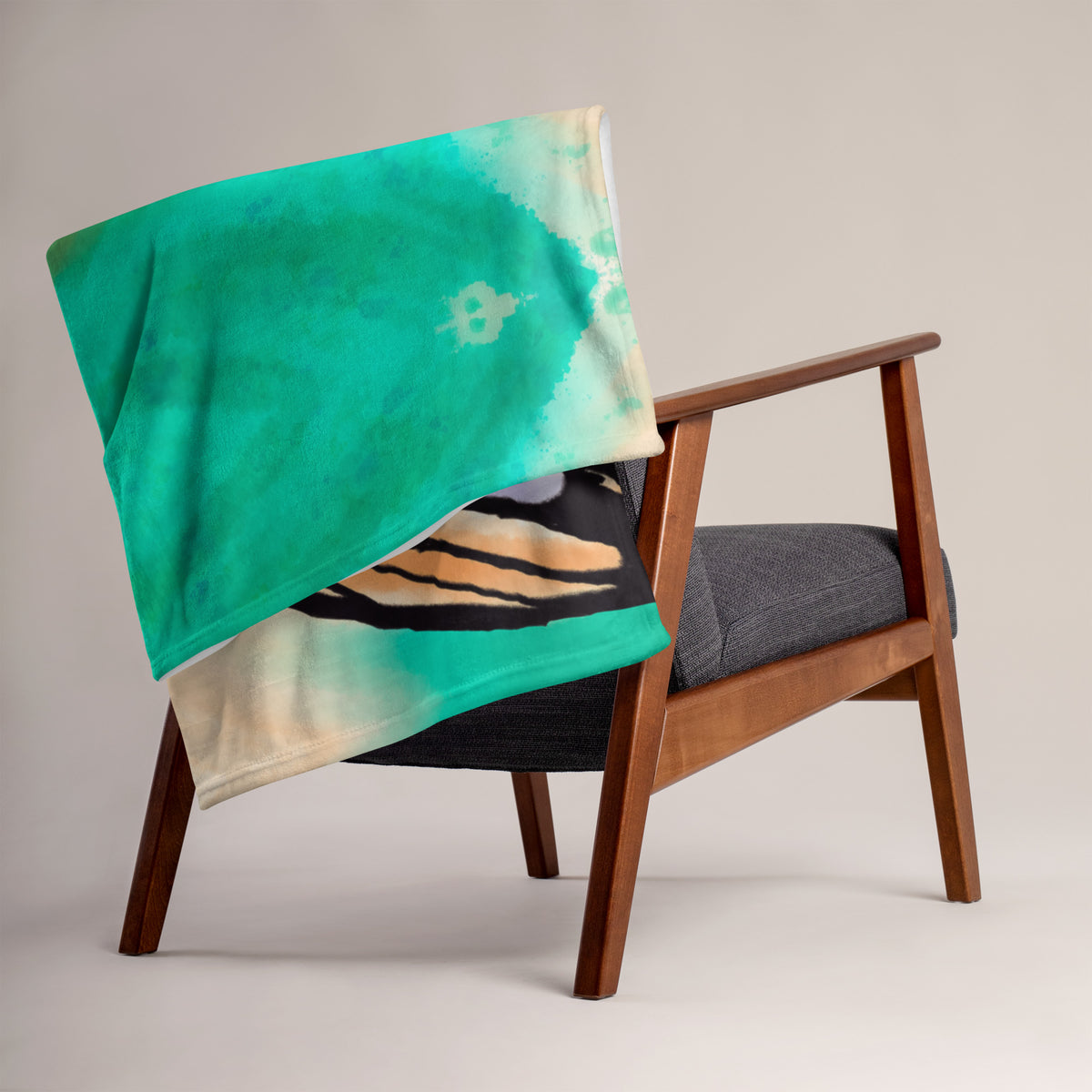 Pelican Side Throw Blanket
